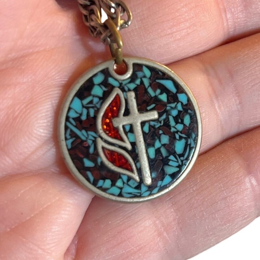 Vintage Christian Cross Religious Pendant Necklace Mosaic Inlay Silver Tone 23”